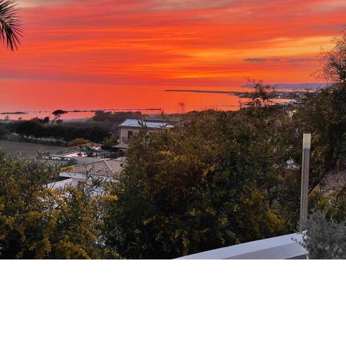 Villa Zina, una terrazza sul mediterraneo.