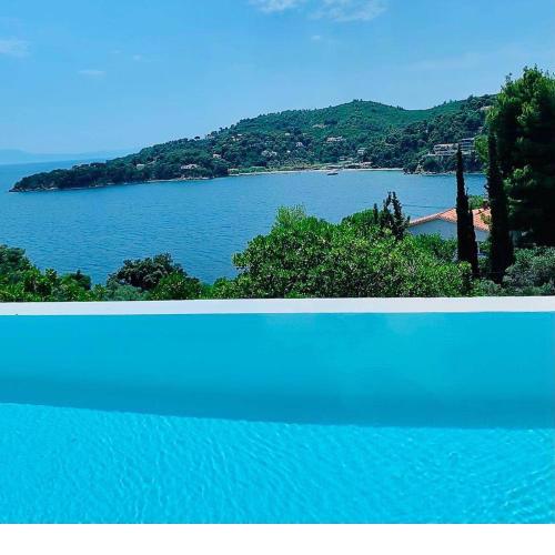 Villa Zinnia