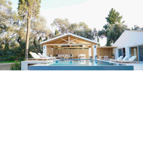 Villa Zoe beachfront