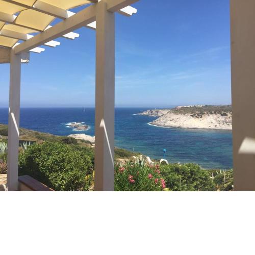 Villaggio polifemo 38 Località Cala Sapone
