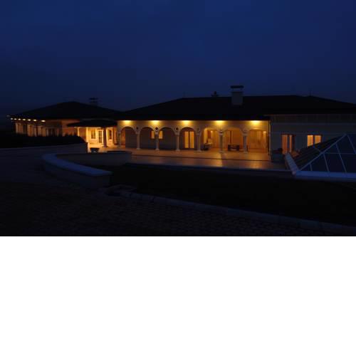 Villamaxx