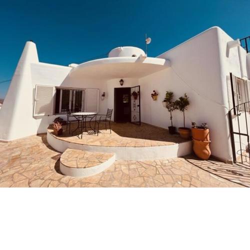 Villaricos 3 Bedroom villa 100m to the beach R061