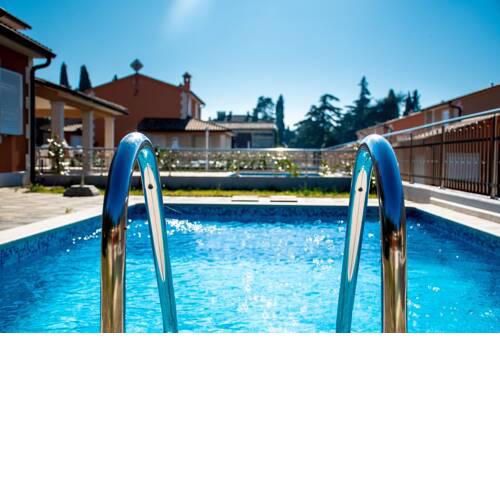 Villas resort in Pula