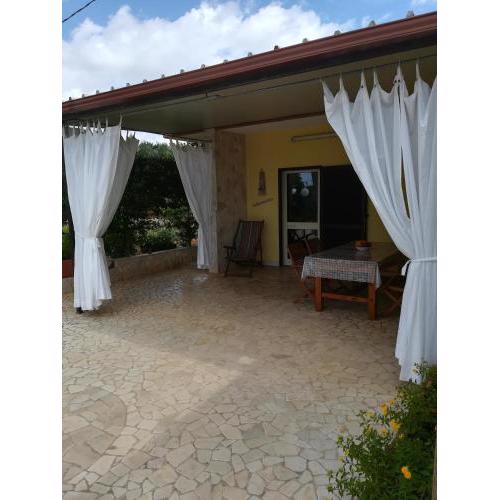 VILLETTA SALENTO S.M.DI LEUCA 6 POSTI LETTO