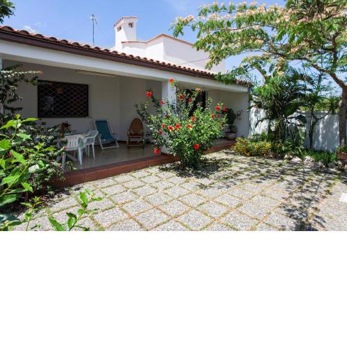 Villetta Torre Lapillo spiaggia famiglie m233
