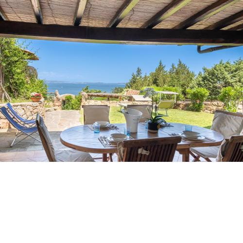[VILLETTA VISTA MARE] Cala dei Ginepri con Giardino