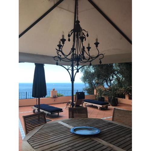 villino con piscina, spiaggia privata e tennis