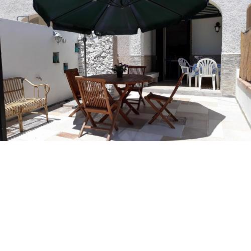 VILLINO DOLORES 30 MT MARE
