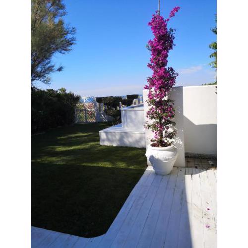 Villino R&R con piscina ed accesso diretto al mare