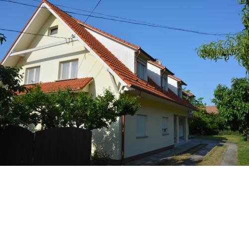 Villon Apartmanház