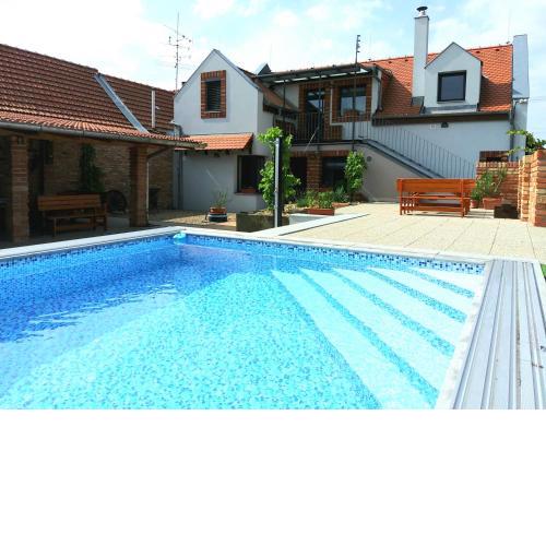 Vinařský dvůr Šakvice