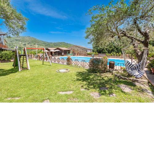Vineyard Dépendance With Shared Pool - Happy Rentals