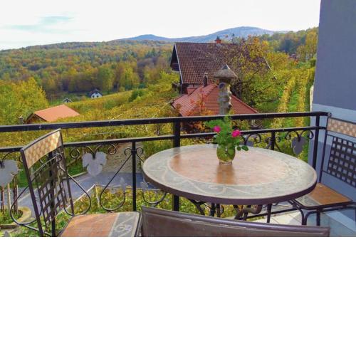 Vineyard Homestead Vrtin