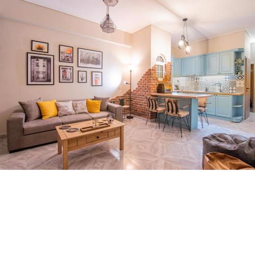 Vintage apartment in athens-zografou