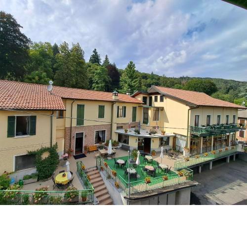 VINTAGE HOTEL VITTORIA con RISTORANTE