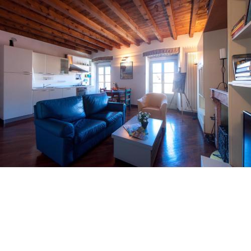 Vintage Suite - By House Of Travelers -