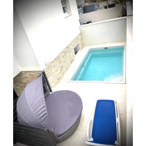 Vip Deluxe Apartment Arian