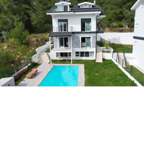 Vira Villas