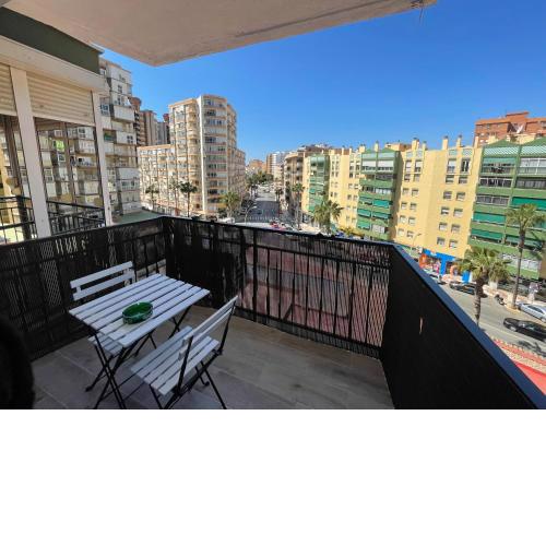 VIS5 - Estudio con Wifi, Fire Stick Amazon, Centro a 5 minutos, Playa a 900 metros