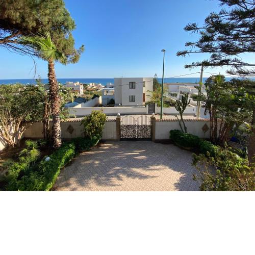 Vista Mare - Appartamento con Splendido Terrazzo Privato