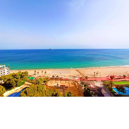 Vistas al Mar Poniente Beach