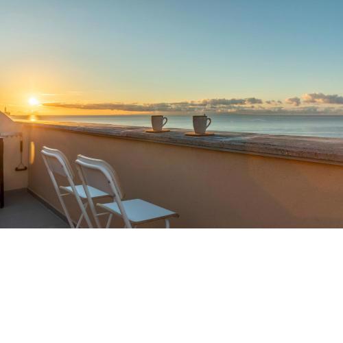 VITAMIN SEA PENTHOUSE - by MEDANO4YOU
