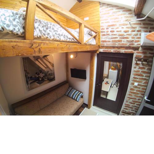 Vitosha Blvd - Attic Studio