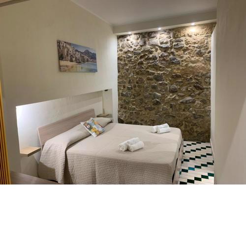 Vitrani's house apartments Cefalù