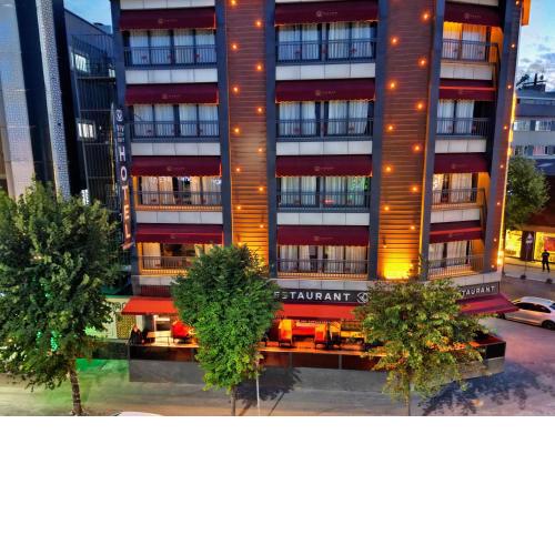 Viv City Hotel