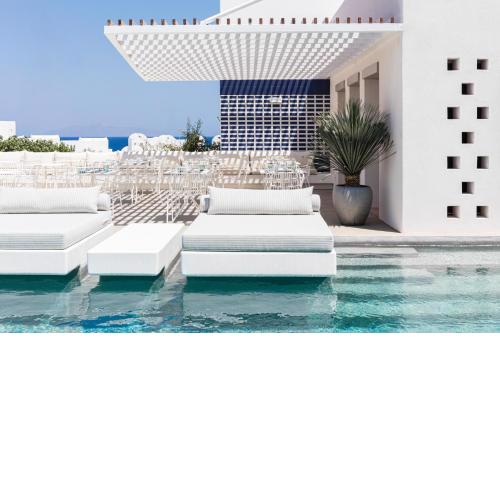 Viva Nove Suites