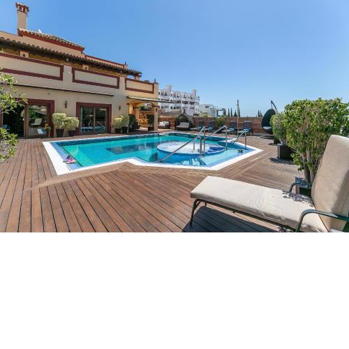 VIVE VILLA EXCLUSIVA MAR Y GOLF, SOLO ADULTOS