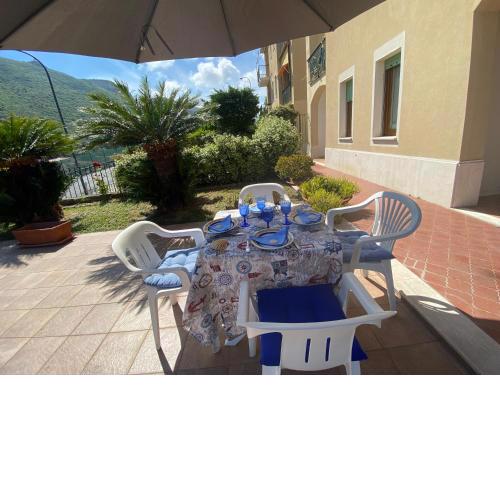 Vivi La Mia Liguria - Esclusivo appartamento con terrazzo e giardino