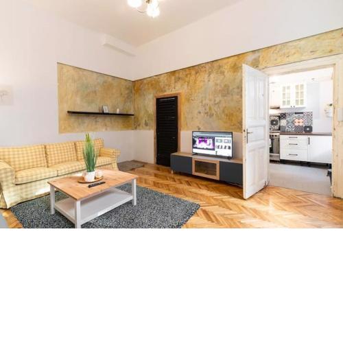 Vivid downtown apartment close to Kalvin ter