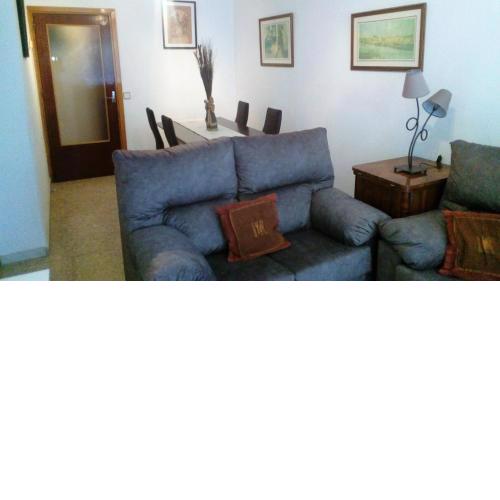 VIVIENDA COMPLETA EN SEVILLA