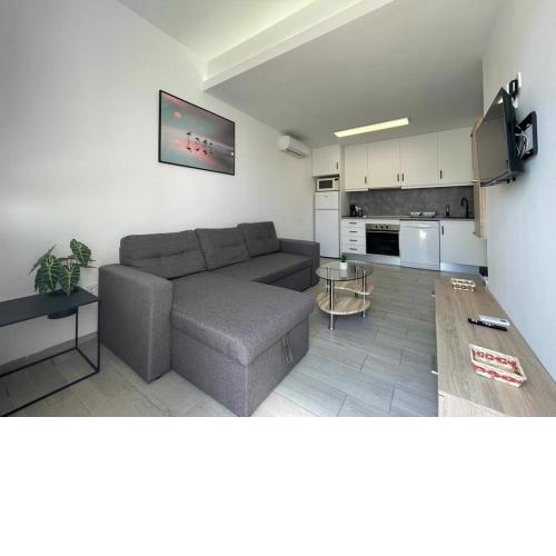 Vivienda junto a la Laguna Rosa de Las Salinas