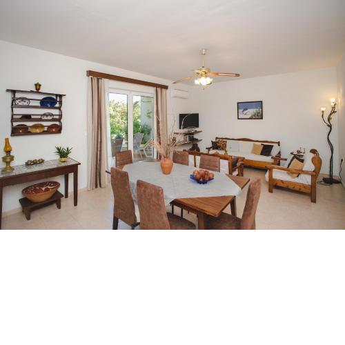 Vivi's holidays home at Stegna
