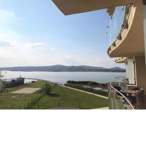 Vízparti wellness apartman Velence