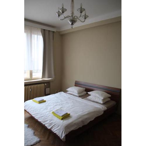 VLTAVA BALCONY APARTMENT
