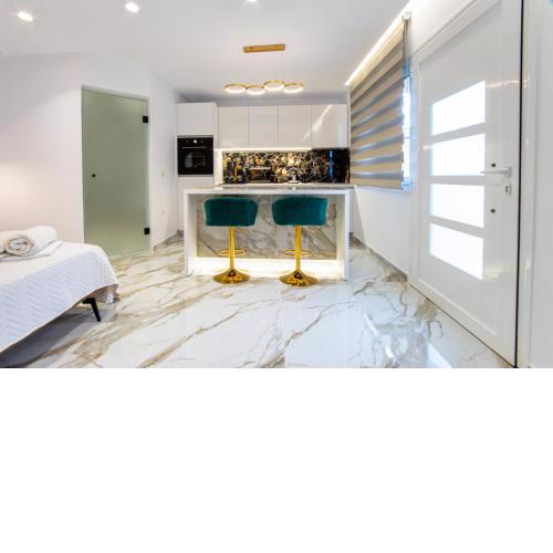 ΔVO luxury apartment