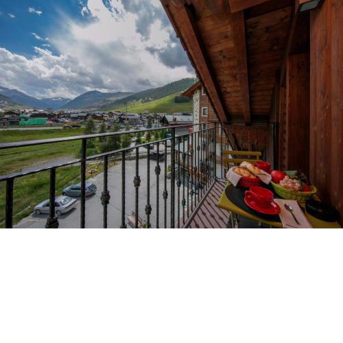 Volga Loira Senna - Happy Rentals