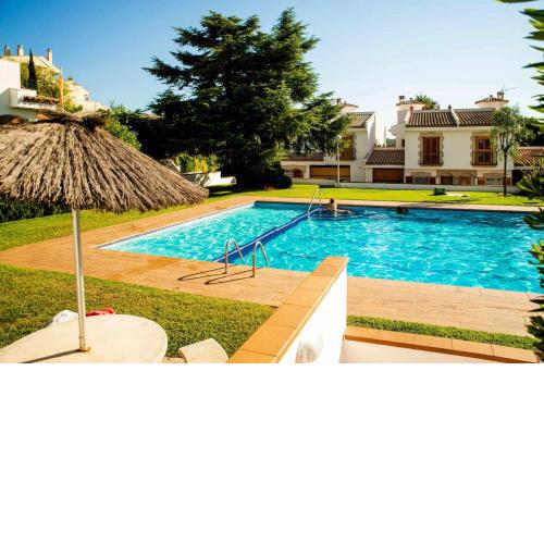 Voramar 8 II bxs b Apartamento con jardín privado