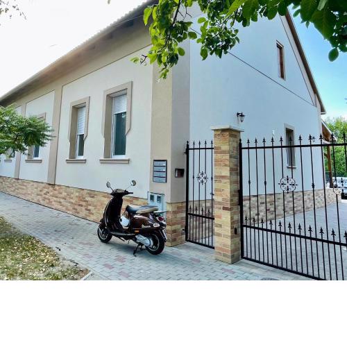 Vörösmarty apartman