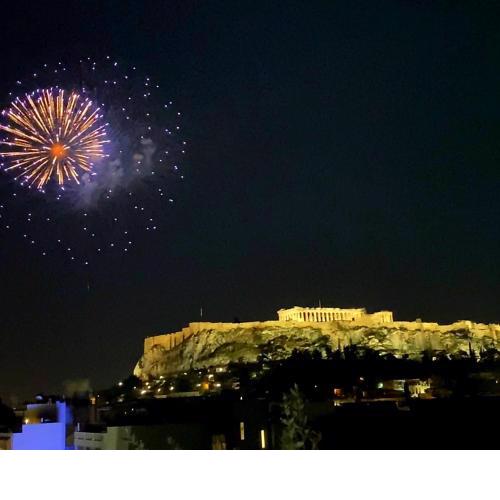 V&V Acropolis view apartment