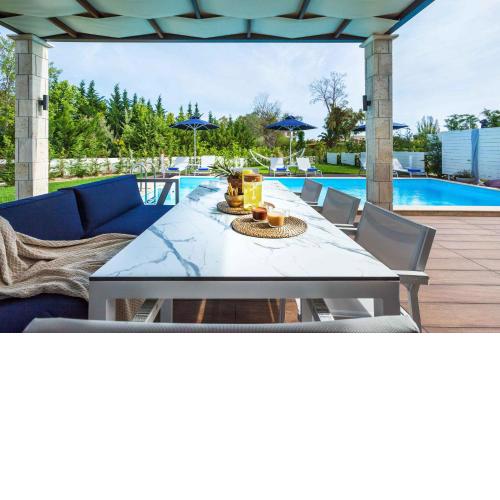 W Villas Halkidiki
