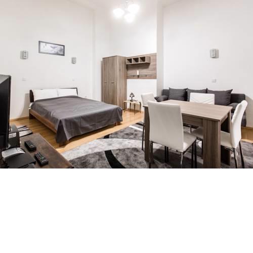 W2 Synagogue Apartment