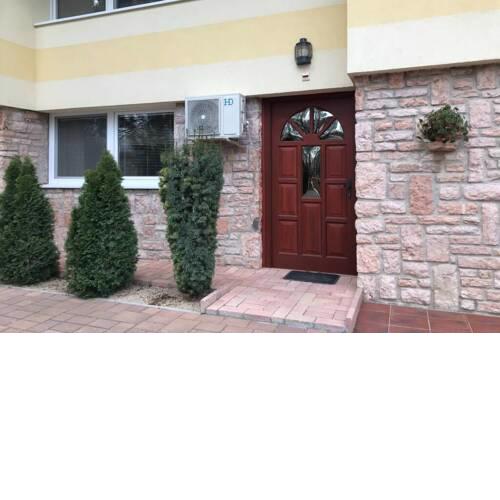 Wan-Ta Apartment Pannonhalma