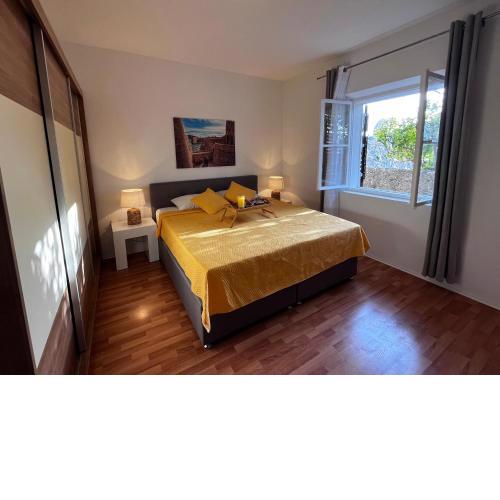 Wanderlust Apartments