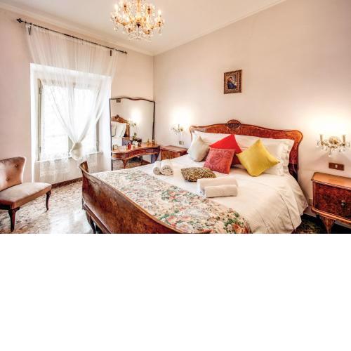 Warm apt in ancient building in Vatican-P S Pietro