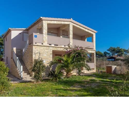 Waterfront Apartment in Vir with Balcony near Seabeach
