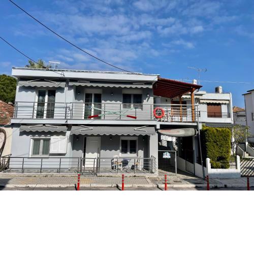 Waterfront Apartments & Studios Ground Floor